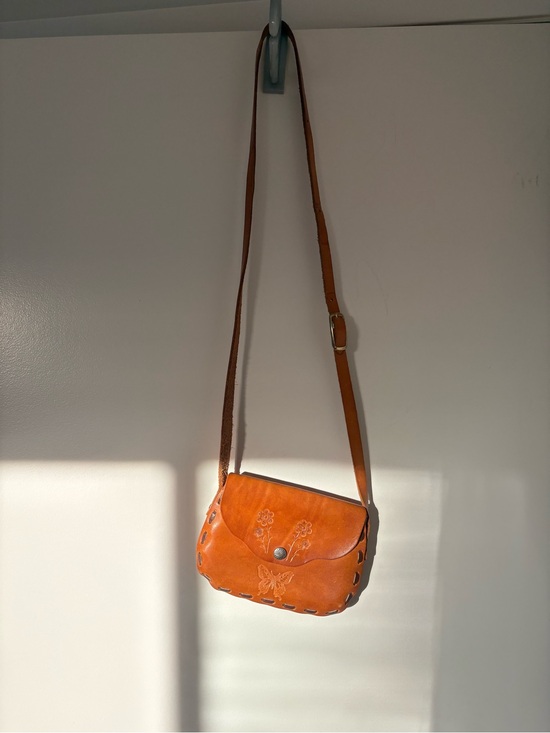 Vintage Handbags - Vintage Leather Crossbody Mini Bag
